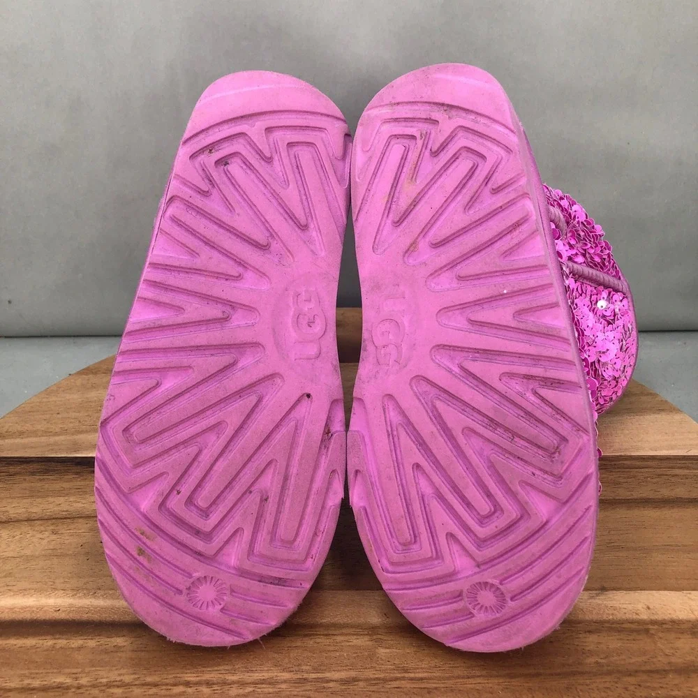UGG Classic Short Sequin Pink Boots Girls Size 4 Sparkle Shearling Lined